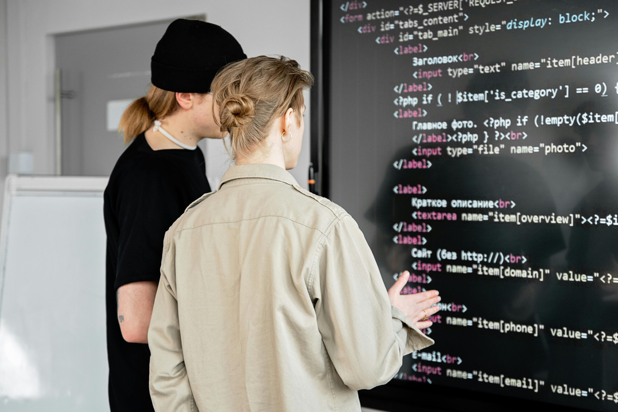 Top 4 Công Cụ Tốt Nhất Để Code PHP Cho Web Developer Năm 2025